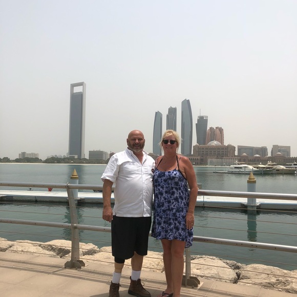 Meet your Posher, Lauren - Picture 1 of 1